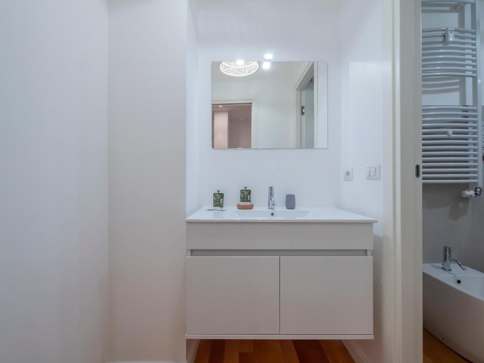 I Host Apartment - Gressoney 3 ミラノ エクステリア 写真